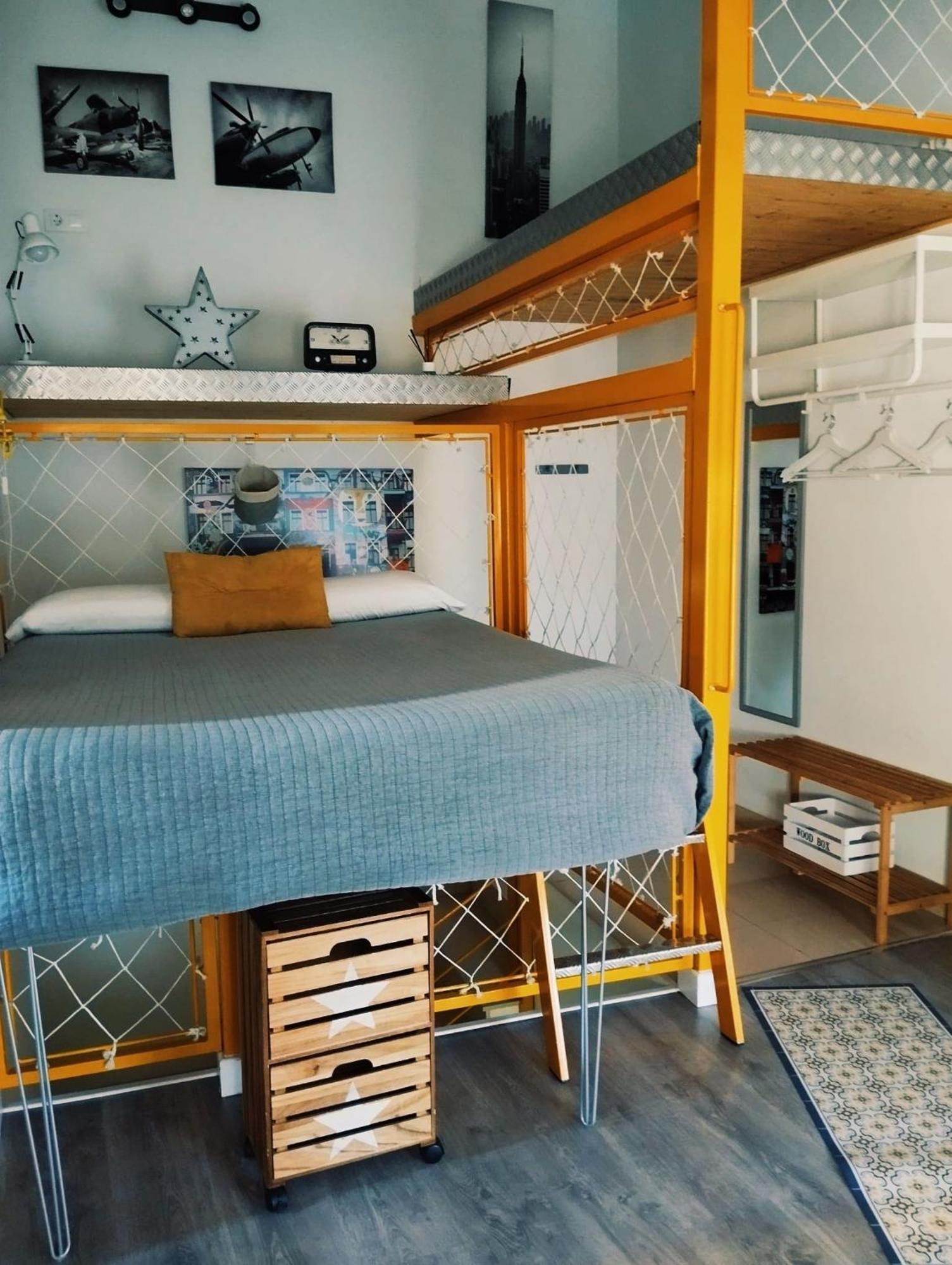 Apartamentos Suites Cariátide Plasencia Esterno foto